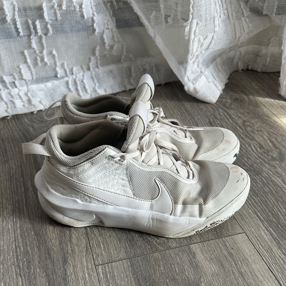 Nike Youth Sneakers in White and Cream